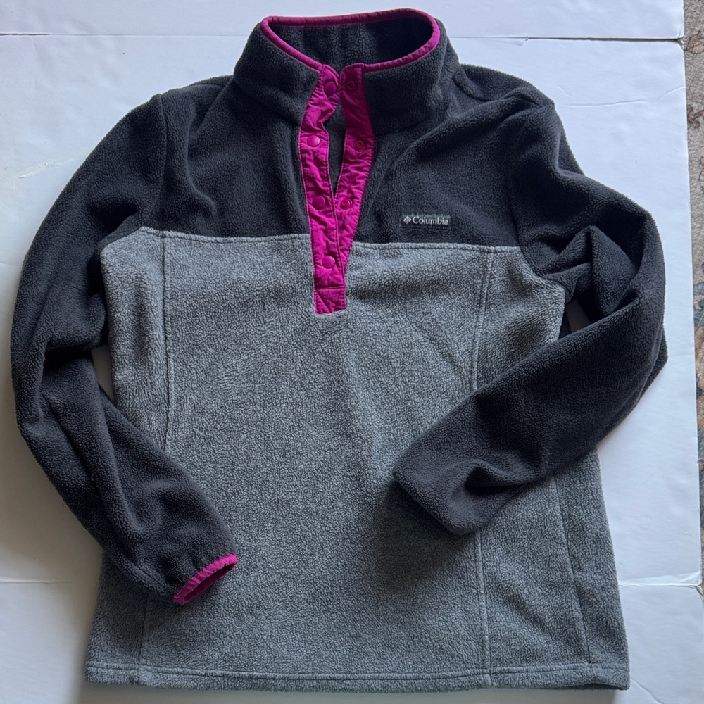 Columbia Charcoal and Magenta Fleece Pullover